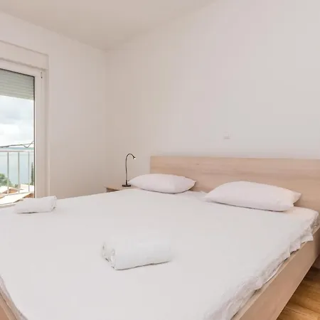 Two-bedroom In דירה מסלניקה